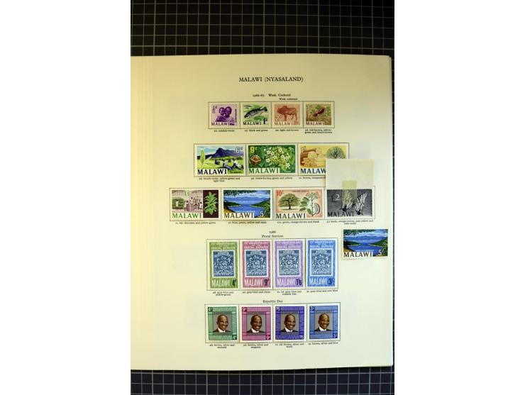 1903/2005, mainly mounted and unmounted mint collection with better stamps like SG# 130-43, from 1971 on unmounted mint, good