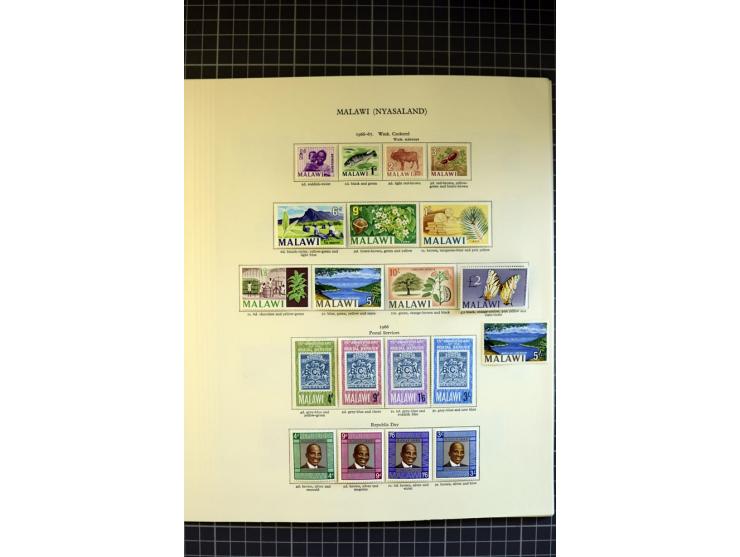 1903/2005, mainly mounted and unmounted mint collection with better stamps like SG# 130-43, from 1971 on unmounted mint, good