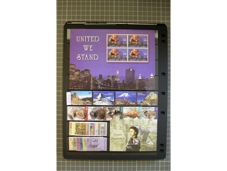 1937/2007, Papua, New Guinea and Papua New Guinea, mounted and unmounted mint collection with better stamps, from 1971 on unm