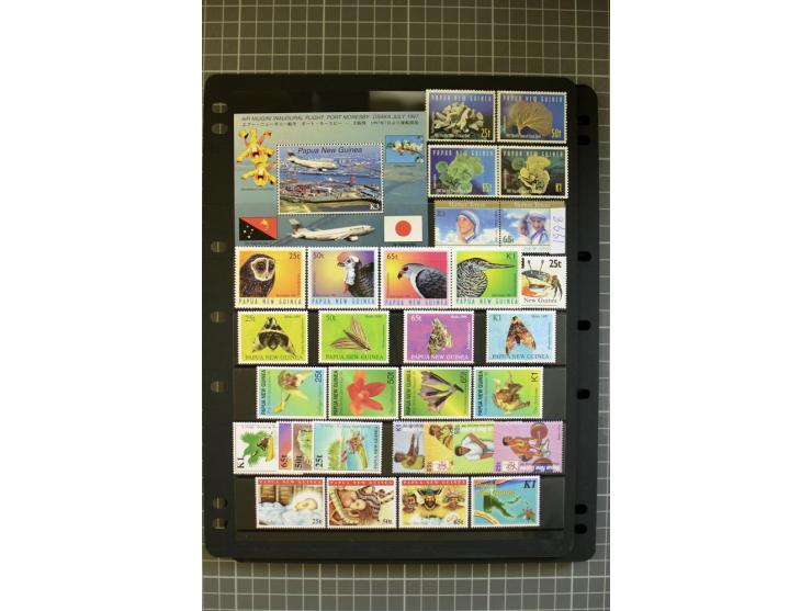 1937/2007, Papua, New Guinea and Papua New Guinea, mounted and unmounted mint collection with better stamps, from 1971 on unm