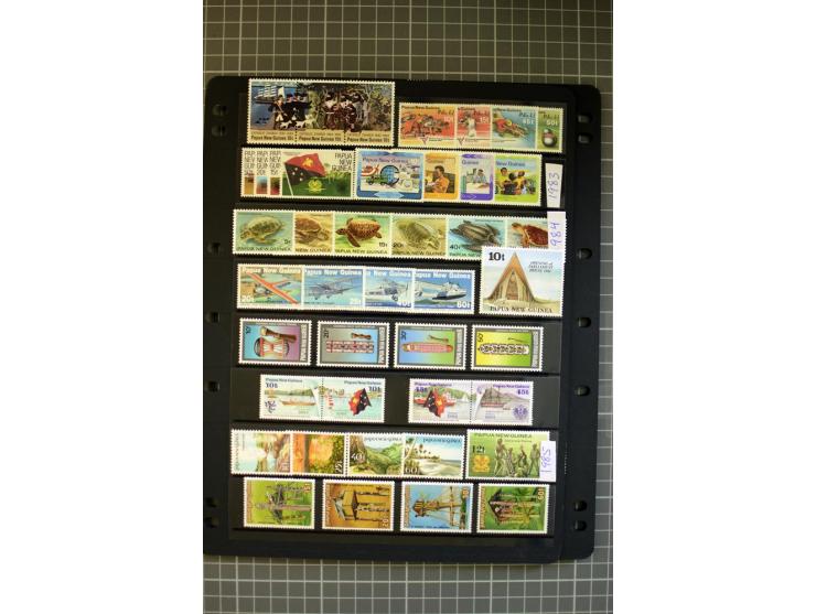 1937/2007, Papua, New Guinea and Papua New Guinea, mounted and unmounted mint collection with better stamps, from 1971 on unm
