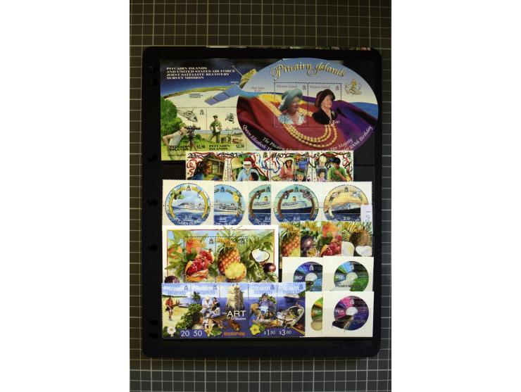 1940/2007, mounted and unmounted mint collection with some better items, from 1972 on unmounted mint, good condition