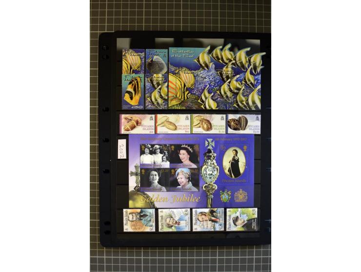 1940/2007, mounted and unmounted mint collection with some better items, from 1972 on unmounted mint, good condition