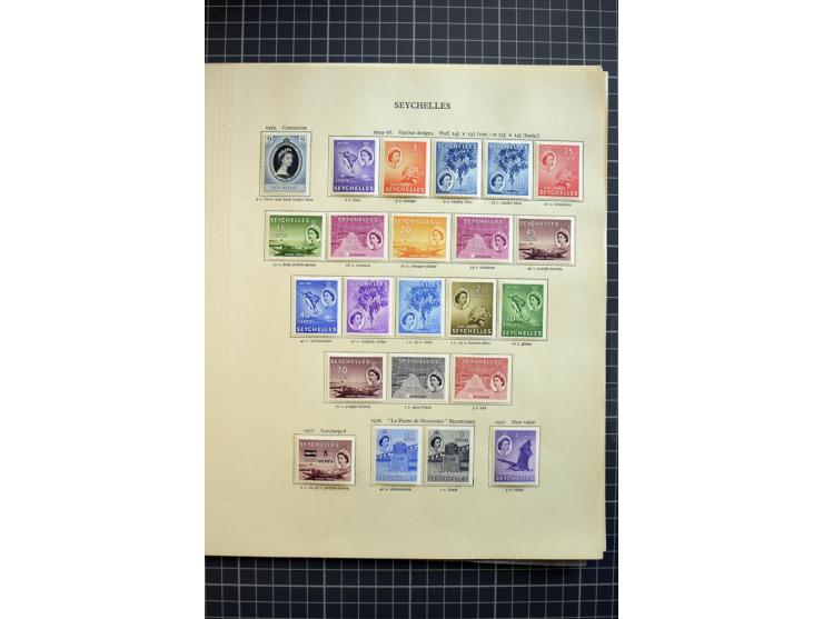 1935/92, mounted and unmounted mint collection with better stamps like SG# 135-49, from 1970 on unmounted mint, good conditio