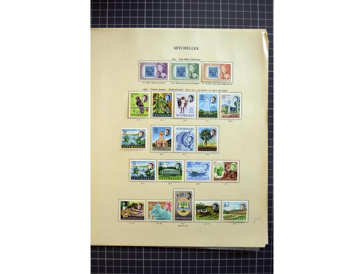 1935/92, mounted and unmounted mint collection with better stamps like SG# 135-49, from 1970 on unmounted mint, good conditio