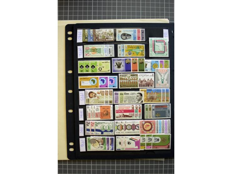 1936/79, mounted and unmounted mint collection with better stamps, from 1964 on unmounted mint, good condition