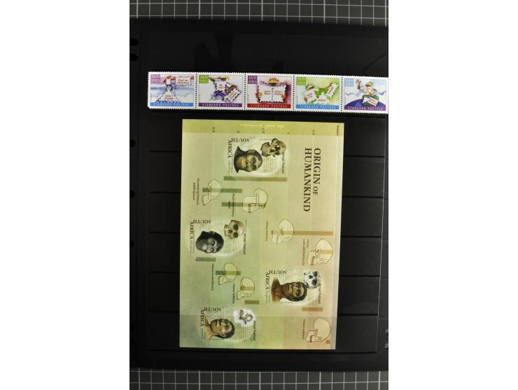 1871/2007, mainly mounted and unmounted mint collection with better stamps like SG #44d also SG #O15, O17b, O18a, O19, also b