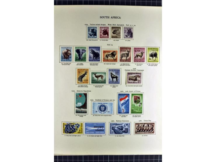 1871/2007, mainly mounted and unmounted mint collection with better stamps like SG #44d also SG #O15, O17b, O18a, O19, also b