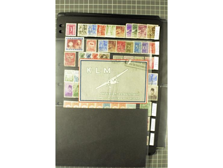1952/98, mainly mounted and unmounted mint collection with better stamps like Mi.# 1020-24 as strip of five and 1117-1120, al