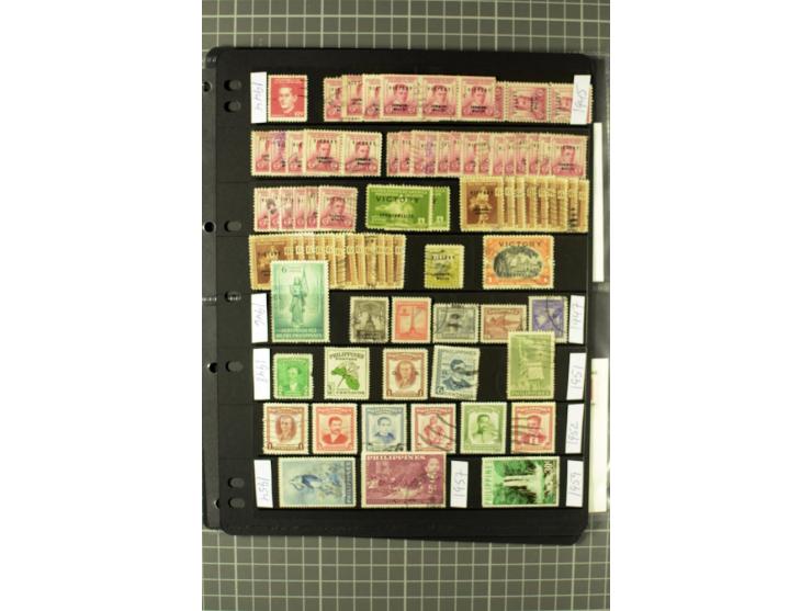 1952/98, mainly mounted and unmounted mint collection with better stamps like Mi.# 1020-24 as strip of five and 1117-1120, al
