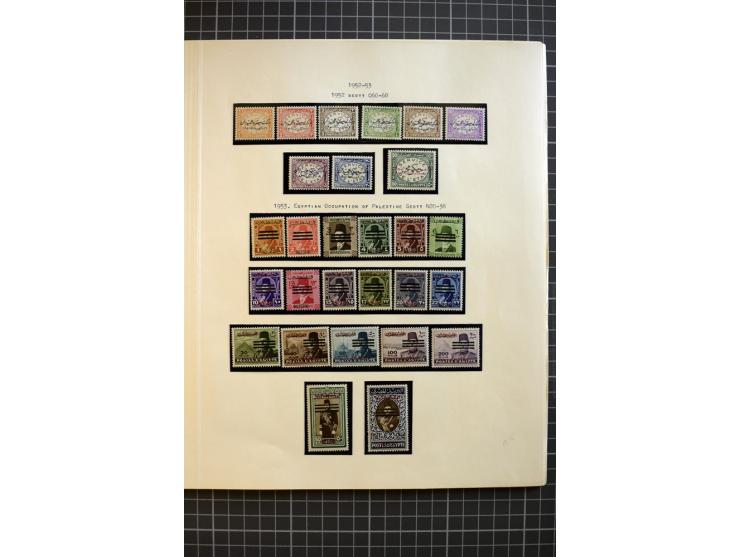 1937/58, mounted and unmounted mint collection with better items and proofs, fine condition