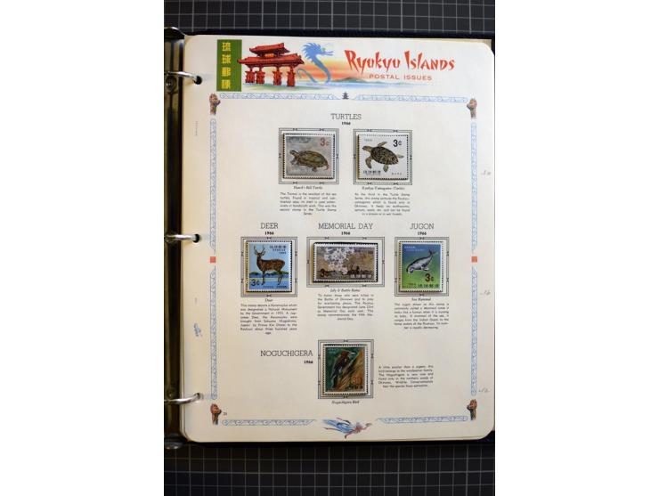 1876/1970, mostly unmounted mint collection with many better items like souvenir sheets National parks Mi.-Nr. Bl. 2-3 and 5-