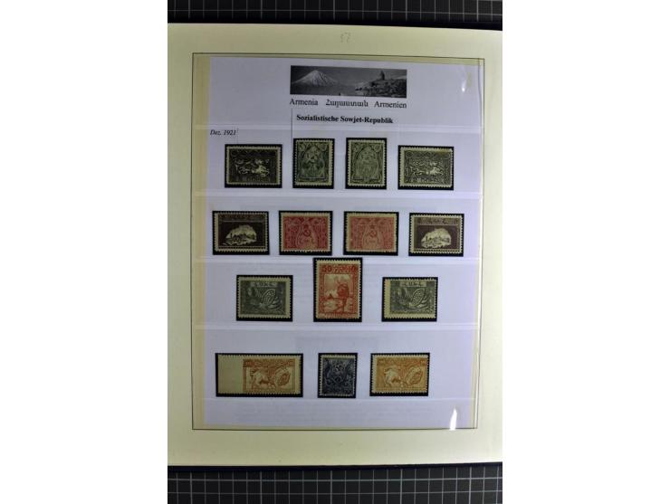 1919/23, sehr schöne ungebrauchte/postfrische und gestempelte Sammlung auf selbsgestalteten Blättern auf 34 Seiten, insgesamt