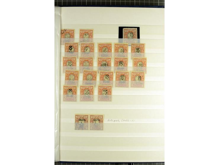 1920, Dashnak Rbl-Aufdrucke, 48seitiges Lagerbuch mit über 800 echten Aufdrucken, dabei viel postfrisches Material, dazu ein 