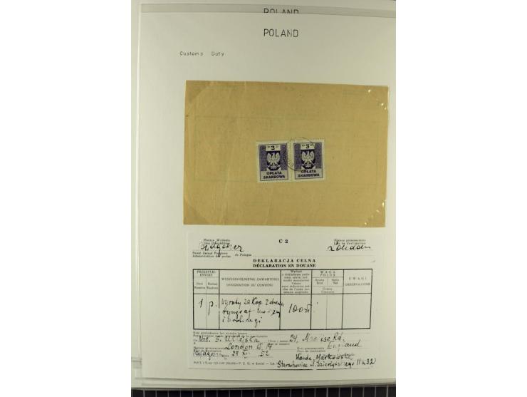 FISKALMARKEN: 80 Albumblatter mit viele hundert Lokalmarken und Dokumente, meist aus 1918-45, dabei viel Material aus Lwow, S