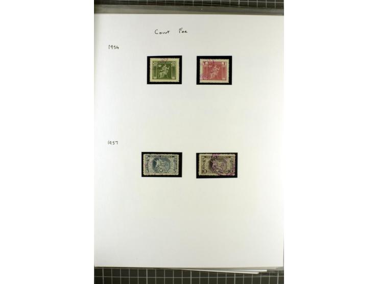 FISKALMARKEN: 80 Albumblatter mit viele hundert Lokalmarken und Dokumente, meist aus 1918-45, dabei viel Material aus Lwow, S