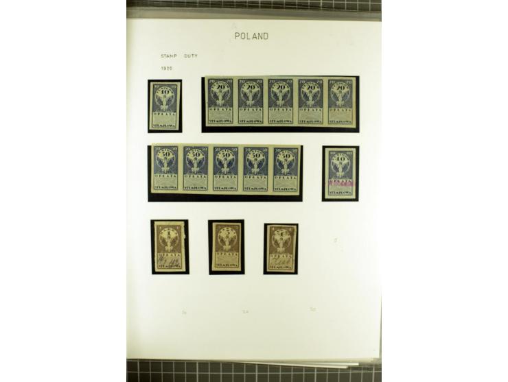 FISKALMARKEN: 80 Albumblatter mit viele hundert Lokalmarken und Dokumente, meist aus 1918-45, dabei viel Material aus Lwow, S