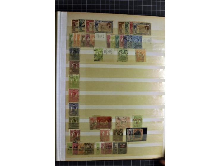 1864/1967, postfrischer, ungebrauchter und gestempelter Posten, dabei österreichische Post mit Mi.-Nr. V14, V15 (Paar), V16, 
