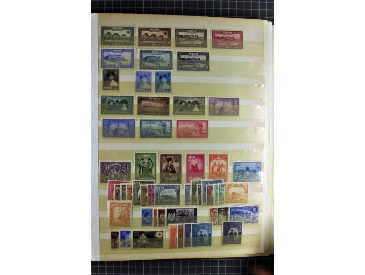 1864/1967, postfrischer, ungebrauchter und gestempelter Posten, dabei österreichische Post mit Mi.-Nr. V14, V15 (Paar), V16, 