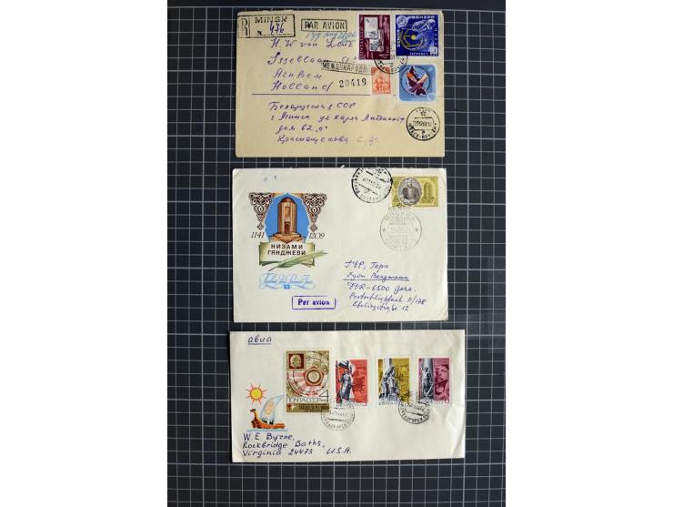 1744/1980 (ca.), umfangreicher Posten mit hunderten meist alten Briefen, Karten und Ganzsachen, dabei Reco, Zensur, Luftpost,