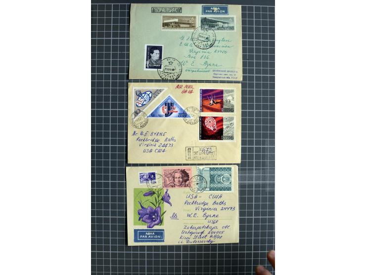 1744/1980 (ca.), umfangreicher Posten mit hunderten meist alten Briefen, Karten und Ganzsachen, dabei Reco, Zensur, Luftpost,