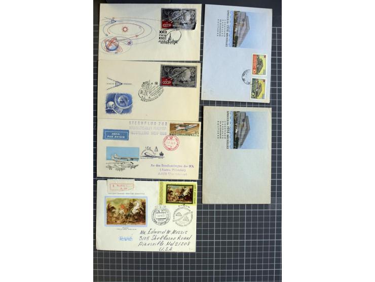 1744/1980 (ca.), umfangreicher Posten mit hunderten meist alten Briefen, Karten und Ganzsachen, dabei Reco, Zensur, Luftpost,