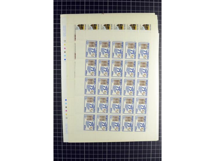 Mixed lot comprising stockbook with imperforates of the 1920 Vienna issue, including printed on maps, mostly unmounted mint a