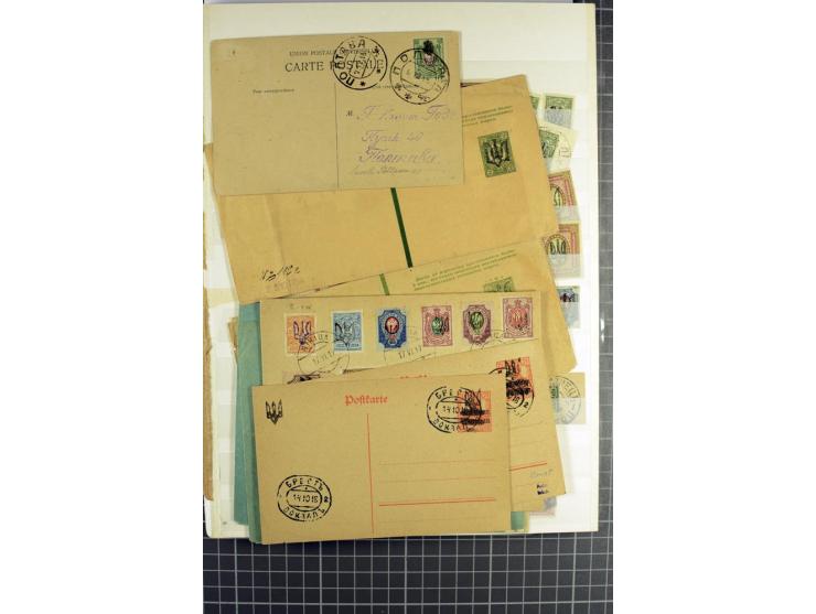 Mixed lot comprising stockbook with imperforates of the 1920 Vienna issue, including printed on maps, mostly unmounted mint a