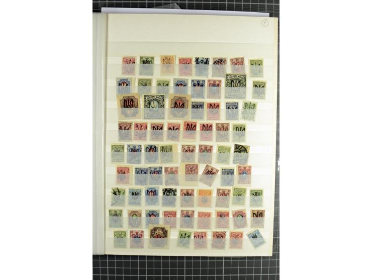Mixed lot comprising stockbook with imperforates of the 1920 Vienna issue, including printed on maps, mostly unmounted mint a