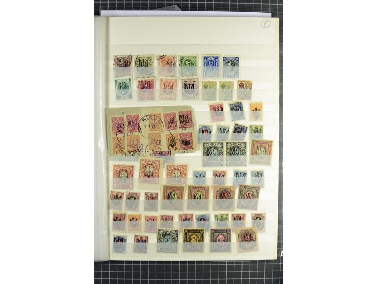 Mixed lot comprising stockbook with imperforates of the 1920 Vienna issue, including printed on maps, mostly unmounted mint a