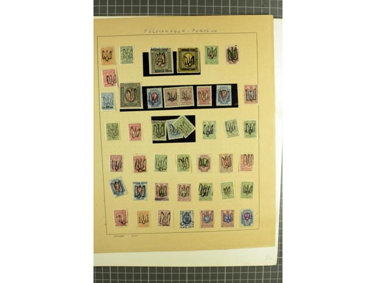 Mixed lot comprising stockbook with imperforates of the 1920 Vienna issue, including printed on maps, mostly unmounted mint a