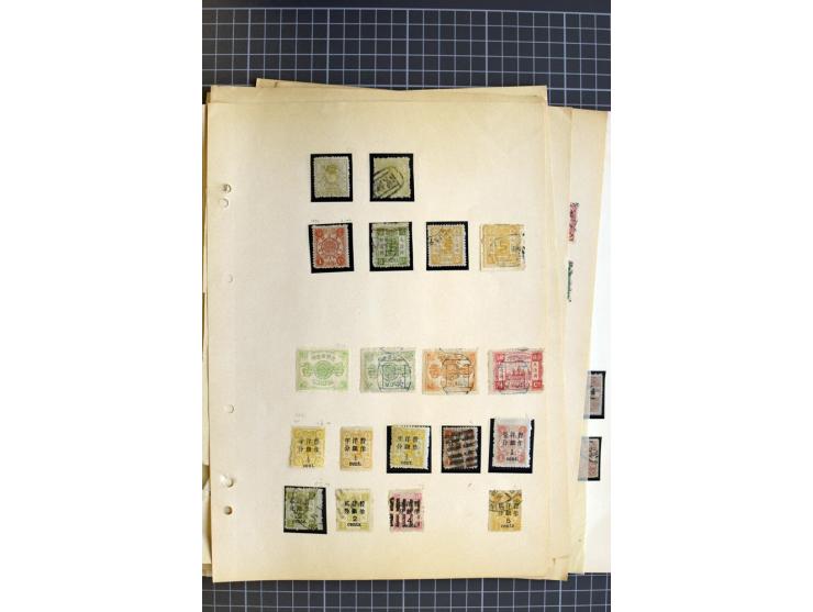 1878/1925, ungebrauchte und gestempelte Sammlung mit u.a. Mi.-Nr. 1 (3), 2 (3), 3 (4), 25 etc., dazu etwas Gebiete, Tibet und