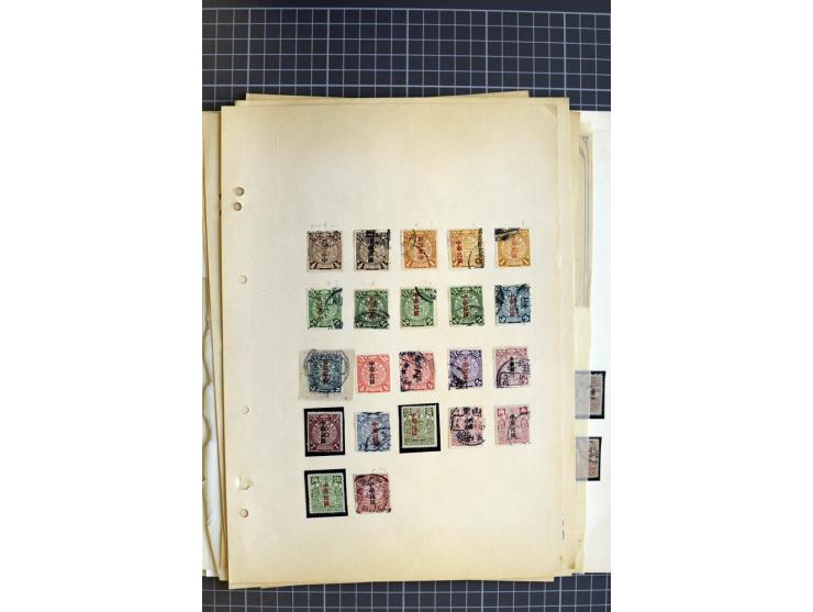 1878/1925, ungebrauchte und gestempelte Sammlung mit u.a. Mi.-Nr. 1 (3), 2 (3), 3 (4), 25 etc., dazu etwas Gebiete, Tibet und