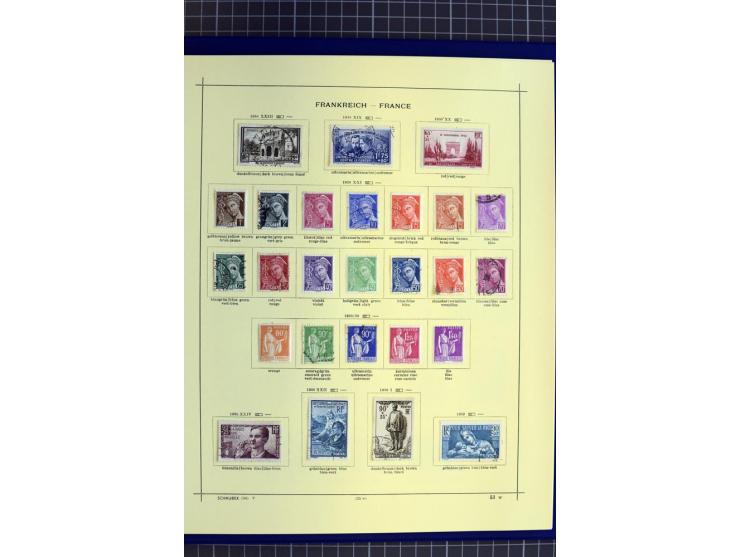 1841-1944, ungebrauchte und gestempelte Sammlung mit vielen guten Werten und Sätzen in 3 Alben