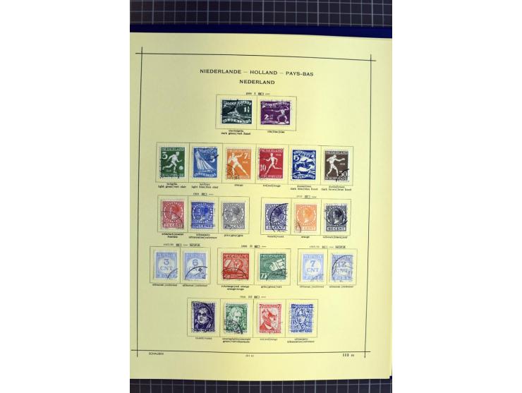 1841-1944, ungebrauchte und gestempelte Sammlung mit vielen guten Werten und Sätzen in 3 Alben