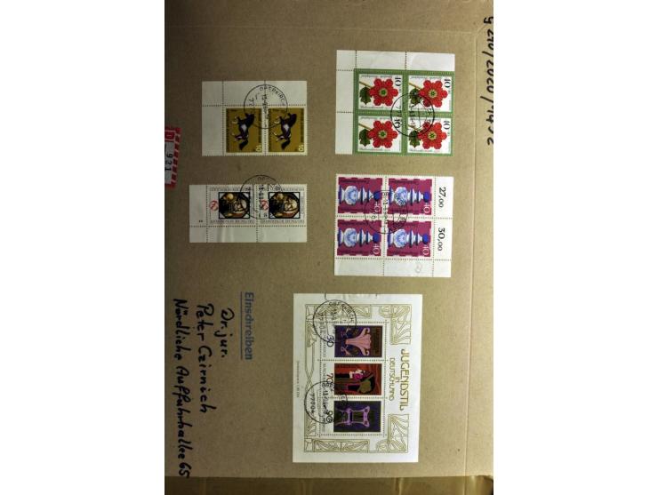 1772/1972 (ca.), interessanter Posten Briefe, Karten und Ganzsachen, dabei Reco, Luftpost etc.