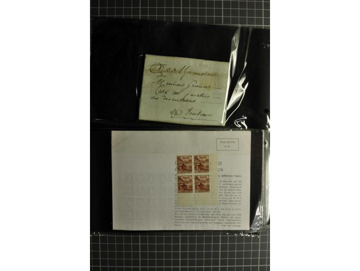 1772/1972 (ca.), interessanter Posten Briefe, Karten und Ganzsachen, dabei Reco, Luftpost etc.