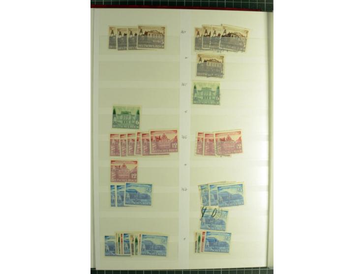  1923/45, postfrischer, ungebrauchter und gestempelter umfangreicher Bestand mit einer Vielzahl guter Werte und Sätze, dazu e