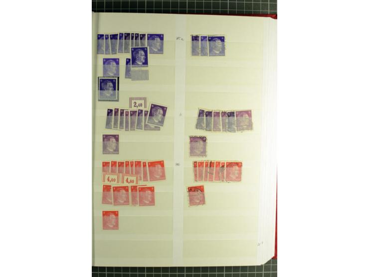  1923/45, postfrischer, ungebrauchter und gestempelter umfangreicher Bestand mit einer Vielzahl guter Werte und Sätze, dazu e