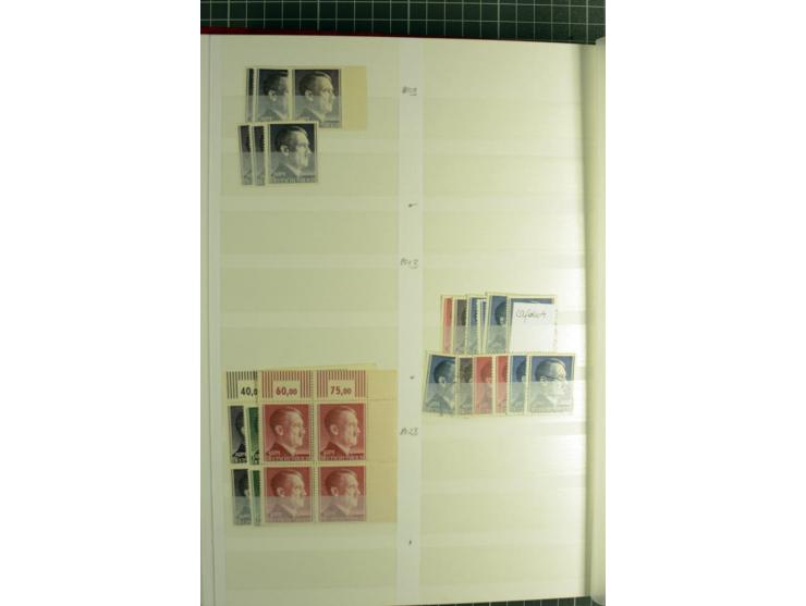  1923/45, postfrischer, ungebrauchter und gestempelter umfangreicher Bestand mit einer Vielzahl guter Werte und Sätze, dazu e