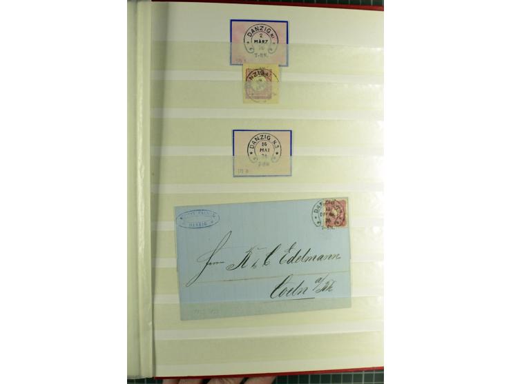 HUFEISENSTEMPEL: 1865/76, Berlin bis Zabern, sehr schöne und umfangreiche Sammlung auf losen Marken und vielen Briefen, dabei
