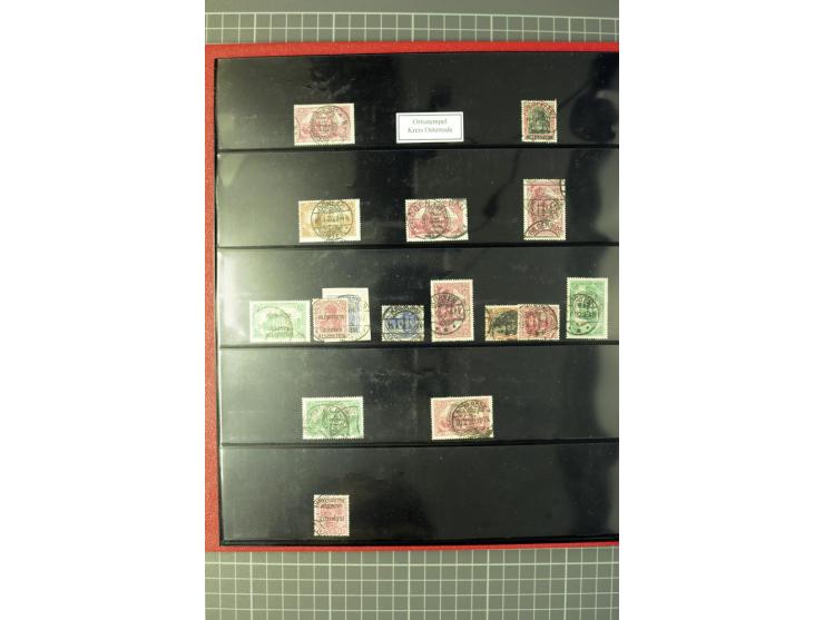 1920, Stempelsammlung auf losen Marken, Briefstücken und 28 Briefen, Karten und Ganzsachen, Postanweisungen und Paketkarte, d