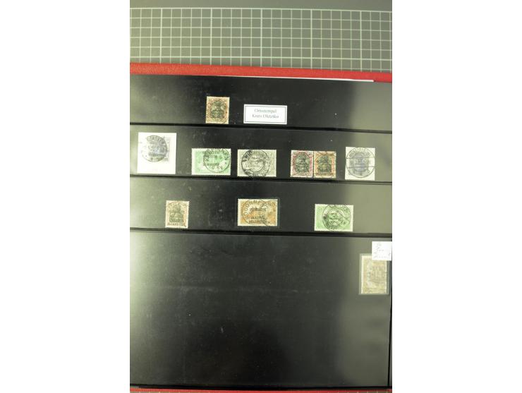 1920, Stempelsammlung auf losen Marken, Briefstücken und 28 Briefen, Karten und Ganzsachen, Postanweisungen und Paketkarte, d