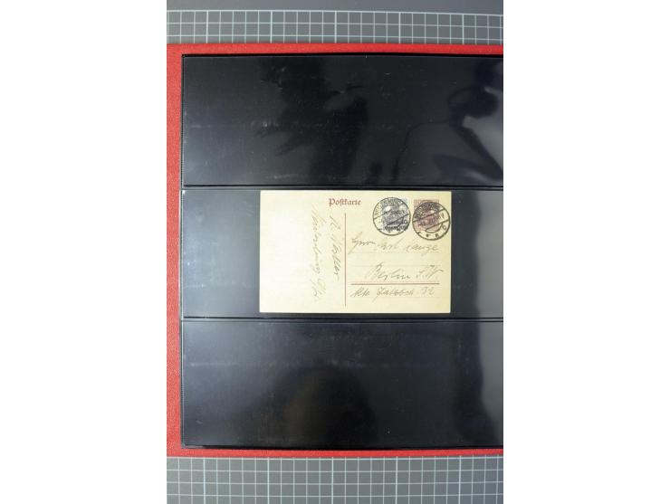 1920, Stempelsammlung auf losen Marken, Briefstücken und 28 Briefen, Karten und Ganzsachen, Postanweisungen und Paketkarte, d