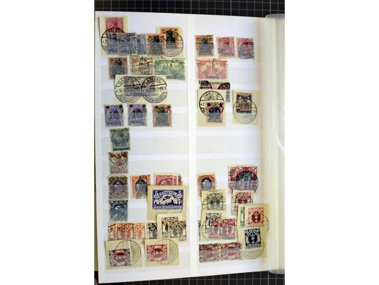 1920/1939, meist ungebrauchte/postfrische und gestempelte Sammlung mit netten Stempelteil ab Preußen im Steckbuch, dabei Mark
