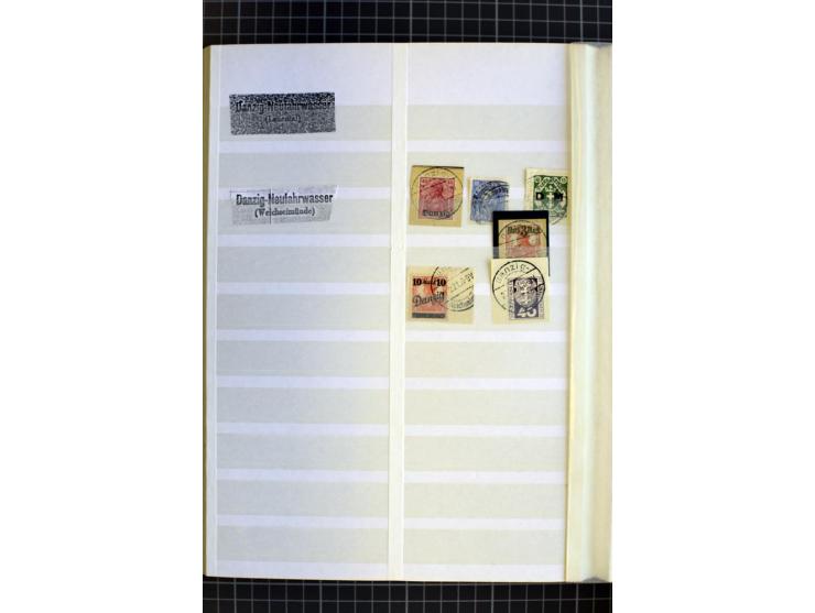 1920/1939, meist ungebrauchte/postfrische und gestempelte Sammlung mit netten Stempelteil ab Preußen im Steckbuch, dabei Mark