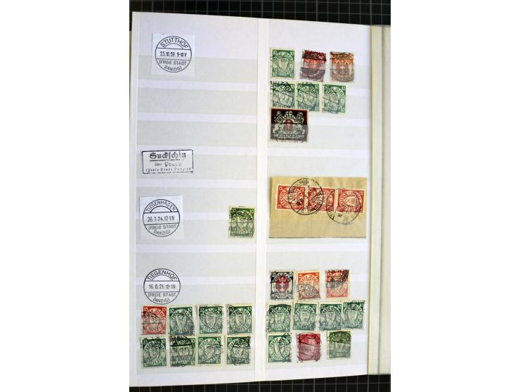 1920/1939, meist ungebrauchte/postfrische und gestempelte Sammlung mit netten Stempelteil ab Preußen im Steckbuch, dabei Mark