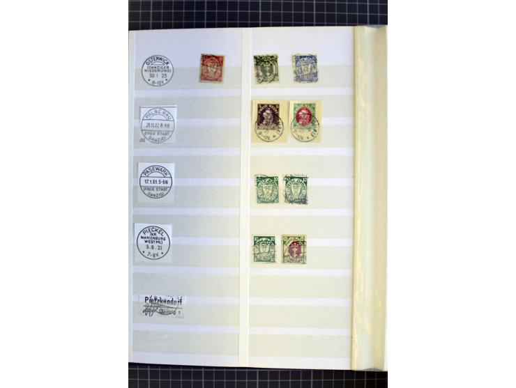 1920/1939, meist ungebrauchte/postfrische und gestempelte Sammlung mit netten Stempelteil ab Preußen im Steckbuch, dabei Mark
