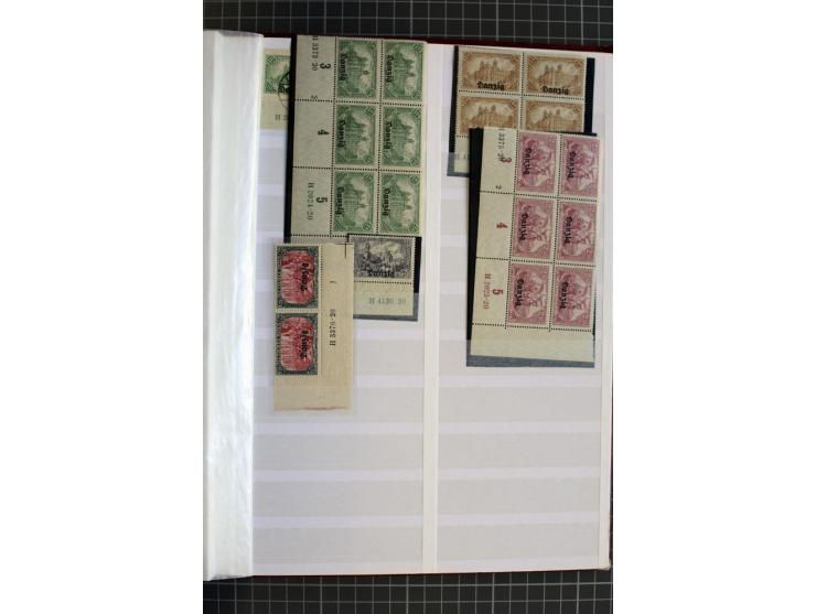 1920/1939, meist ungebrauchte/postfrische und gestempelte Sammlung mit netten Stempelteil ab Preußen im Steckbuch, dabei Mark