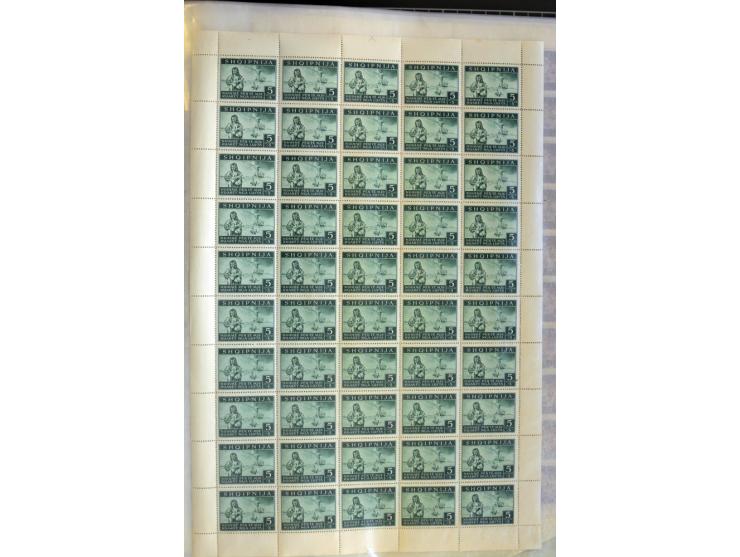 1944, Bombengeschädigte 5 Q.-3 Fr., 100 postfrische Sätze in Originalbogen (Mi.-Nr. 15-21; Mi. 7.000,-)